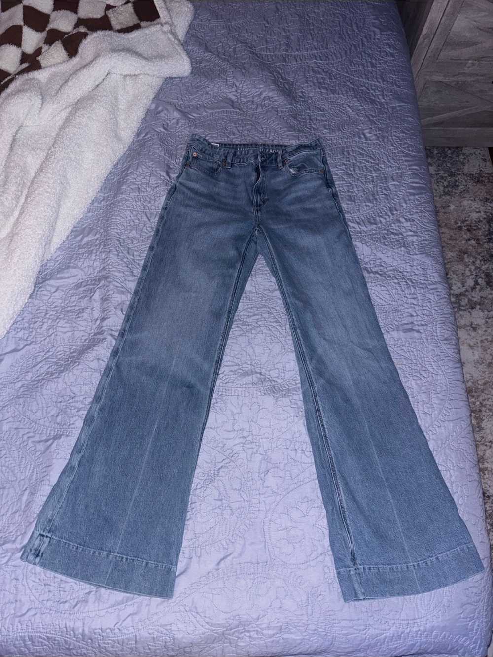 American Eagle Outfitters Women's Wide-Leg Jeans in Light Blue Denim